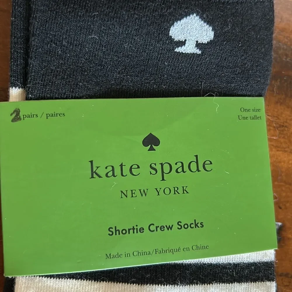 Kate Spade 2 socks NWT Size 4-10 Shortie Crew socks